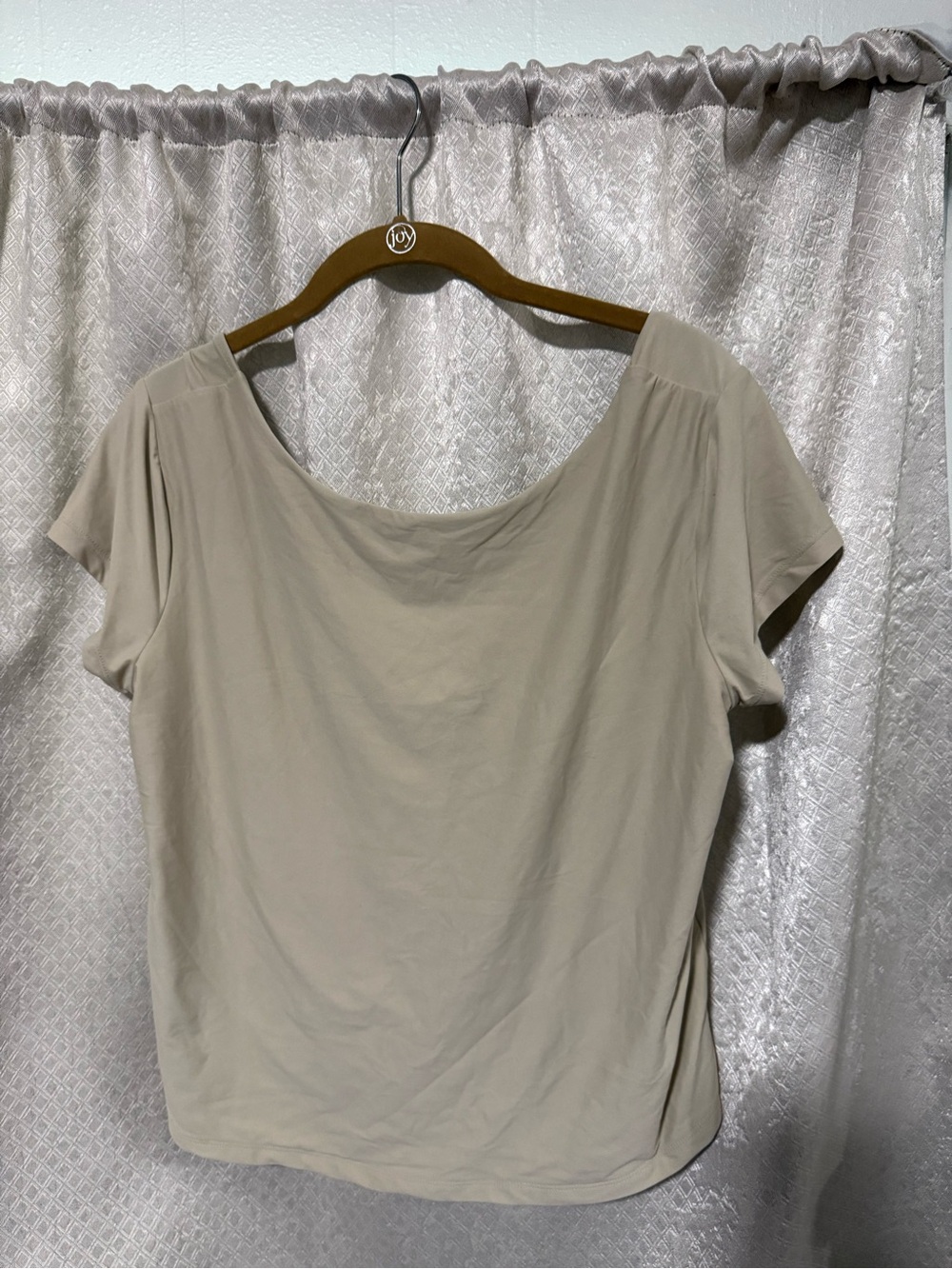 Women’s Short Sleeve Scoop Neck Top - Beige